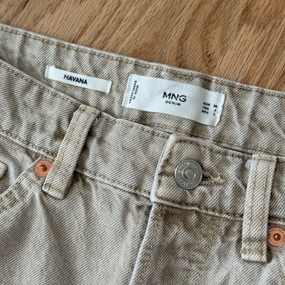MNG Havana High Rise Straight Leg Raw Hem Cropped Neutral Tan Cream Jeans Size 4 - Picture 3 of 12